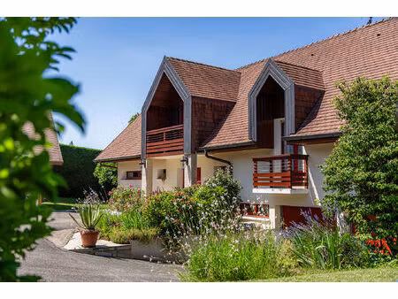 grésy-sur-aix - villa familiale avec piscine sur terrain de 2 390 m²