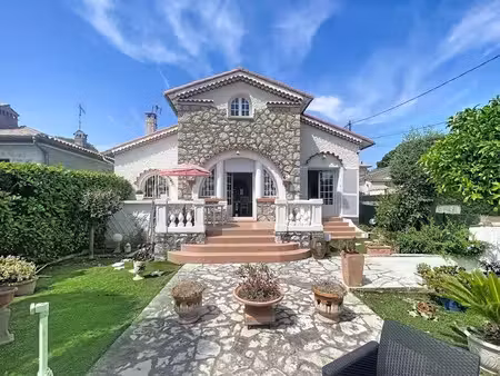 vente maison 3 pièces 101 m² à antibes (06600)  850 000 €