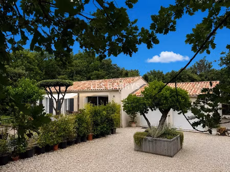 vente villa 4 pièces 87 m² à gassin (83580)  790 000 €