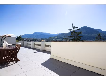 duplex de luxe à vendre à annecy-le-vieux