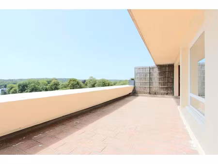duplex de luxe à vendre dans le quartier pasteur
