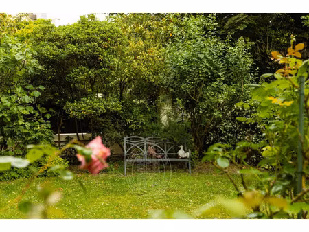 hôtel particulier à vendre dans le quartier auteuil nord