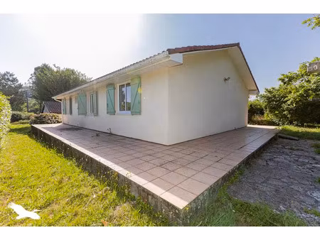 vente maison 5 pièces 95 m² lacommande (64360)