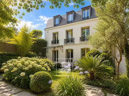 location meublée maison 9 pièces 296 m² à neuilly-sur-seine (92200)  10 000 €