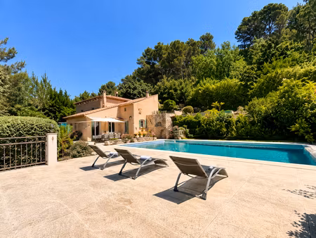 vente maison 7 pièces 222.39 m² à bouc-bel-air (13320)  1 350 000 €