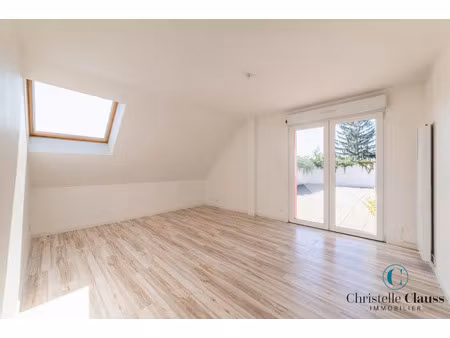 location appartement 4 pièces 78 m² à huningue (68330)