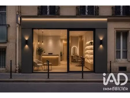 esthétique  coiffure​ à paris (75008)