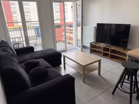 t2 / 41m² / drancy (rer b)