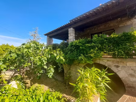 coup de coeur à joyeuse : maison de caractère classée b  jard