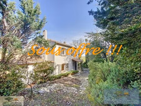 villa 5 chambres et piscine