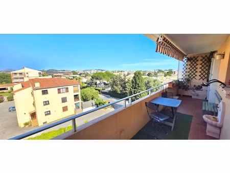 vente appartement 2 pièces 48 m² à frejus (83600)  197 000 €