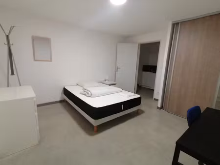 location appartement 1 pièce 22 m² à genas (69740)