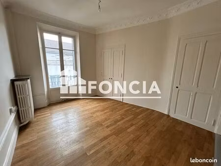 appartement 3 pièces 50 m²