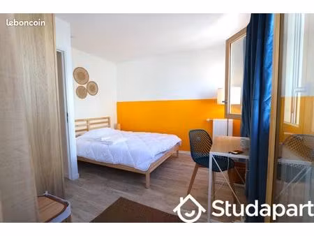 chambre 1 pièce 10 m²