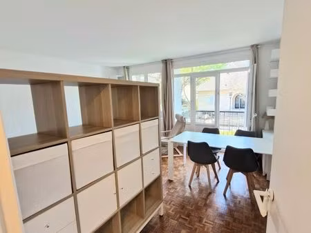 grand studio meublé avec balcon + cave à sceaux (proche paris  rer b  lycée lakanal)