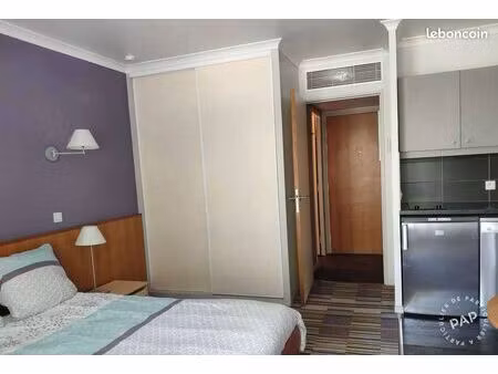 studio meublé de standing – 26 m² – courbevoie / la défense