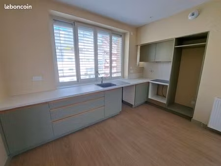 superbe t3 de 80m² entièrement refait à neuf avec isolation thermique et phonique