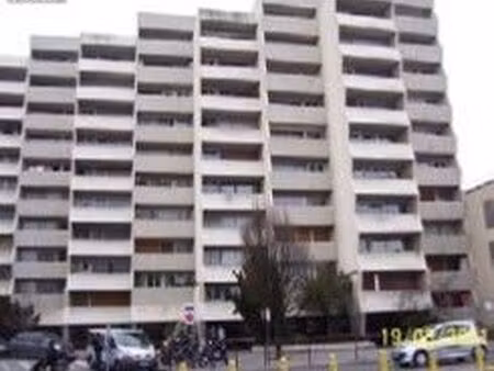 place de parking en sous-sol à villejuif