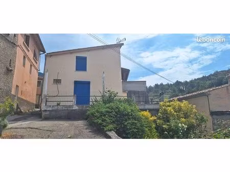 location maison 2 chambres 55m2 + terrasse claret