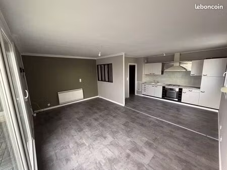 appartement t3 65m2