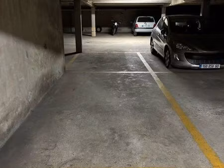place de parking en sous-sol sécurisé – triangle d’or – compiègne - 70/mois