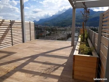 appartement 3 pièces 65 m²