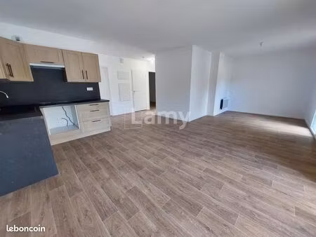 appartement 3 pièces 70 m²