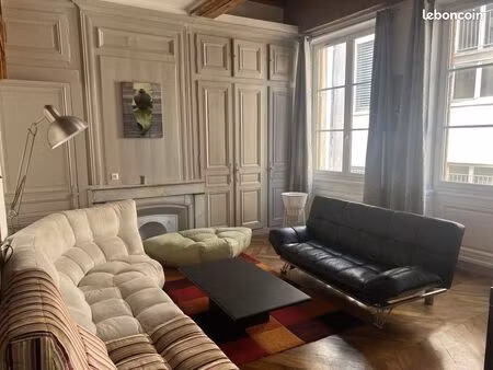 appartement 1 pièce 48 m²