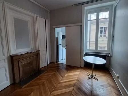 appartement 3 pièces 71 m²