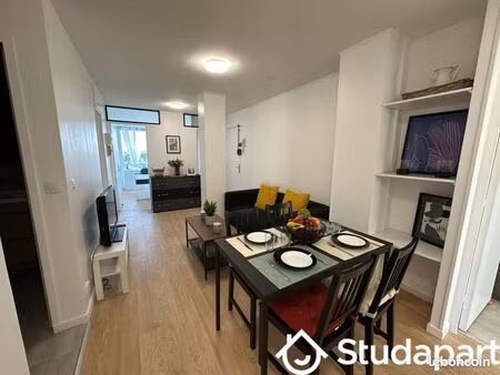 chambre 1 pièce 12 m²