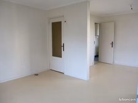 appartement 3 pièces 55 m²