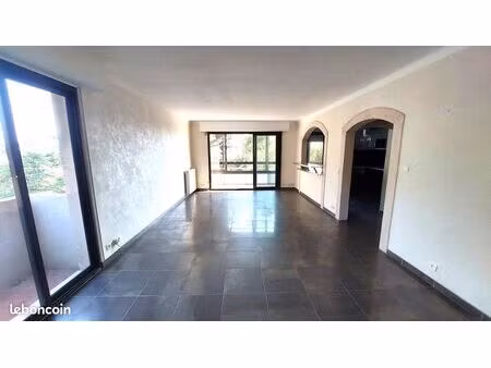 appartement 4 pièces 84 m²
