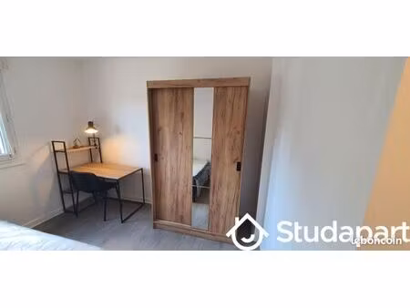 chambre 1 pièce 11 m²