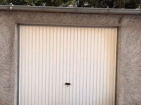 garage à louer