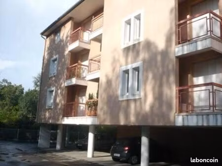 t1 bis (av vrai chambre) à côté de saint dominique / fac