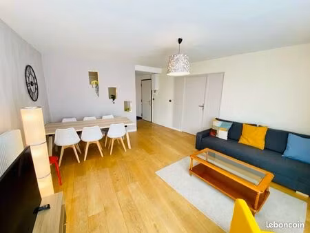grand appartement 3 chambres centre