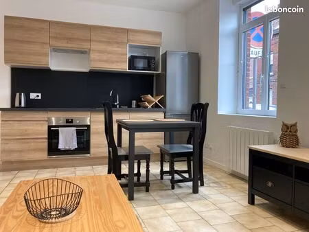 appartement t2 - 40 m² + cour - entièrement rénové et meublé