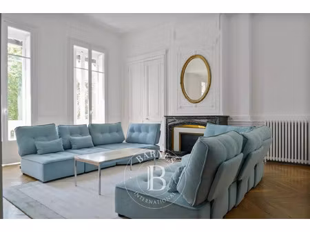 location appartement 4 pièces 141 m² à lyon 6 (69006)