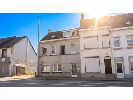 immeuble mixte à vendre avec terrasse et jardin   waterloo (vbe41026)