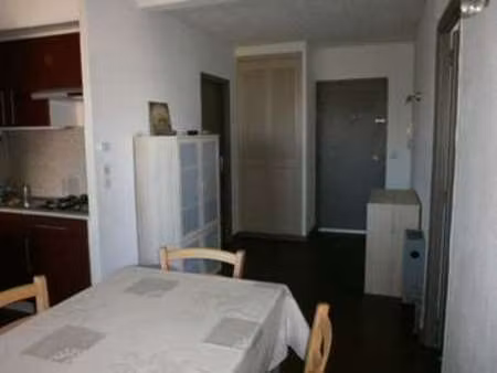 location appartement 2 pièces meublé à la grande-motte (34280) : à louer 2 pièces meublé /