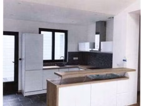 location maison à béthune (62113) : à louer / 75m² béthune