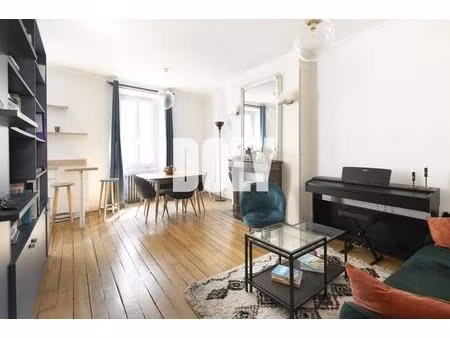 doly - appartement 2 pièces - 46 m² - paris 9ème