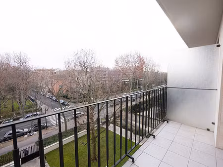appartement 1 chambre meublé avec terrasse et ascenseur
