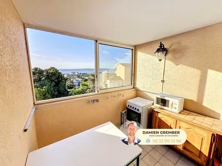 t2 34m² avec vue panoramique sur l’étang de thau – résidence avec piscine