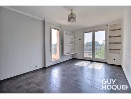 appartement 2 pièces à rénover avec box