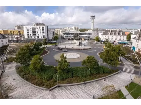 a vendre brest plein centre liberte : murs commerciaux