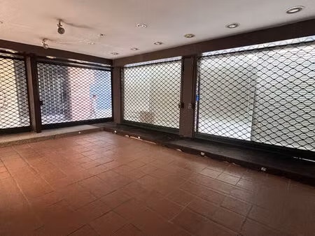 local commercial 2 pièce(s) 78 m2
