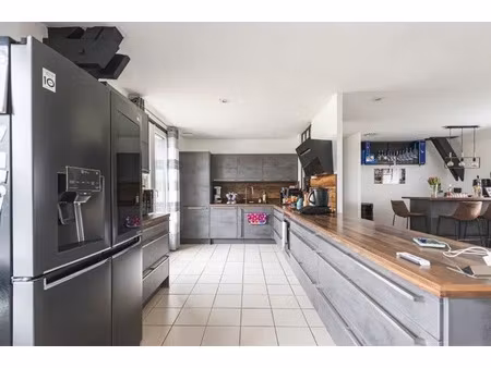 vente maison 5 pièces 150 m² courmas (51390)