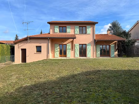 location maison 5 pièces 122 m² à francheville (69340)