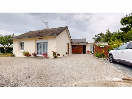 maison de plain-pied à 1 km de la mer avec garage et dépenda